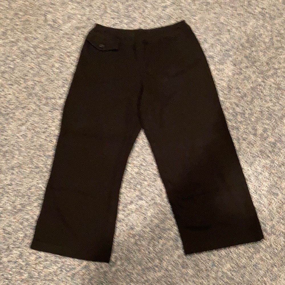 NY&CO Black Knit Capri Pants